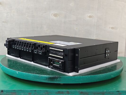 補助換気室付きの20Uダブルドア屋外電源キャビネット