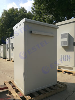 21Uのポーランド人の台紙のエンクロージャの電源を冷却するDCのエアコン19インチの棚